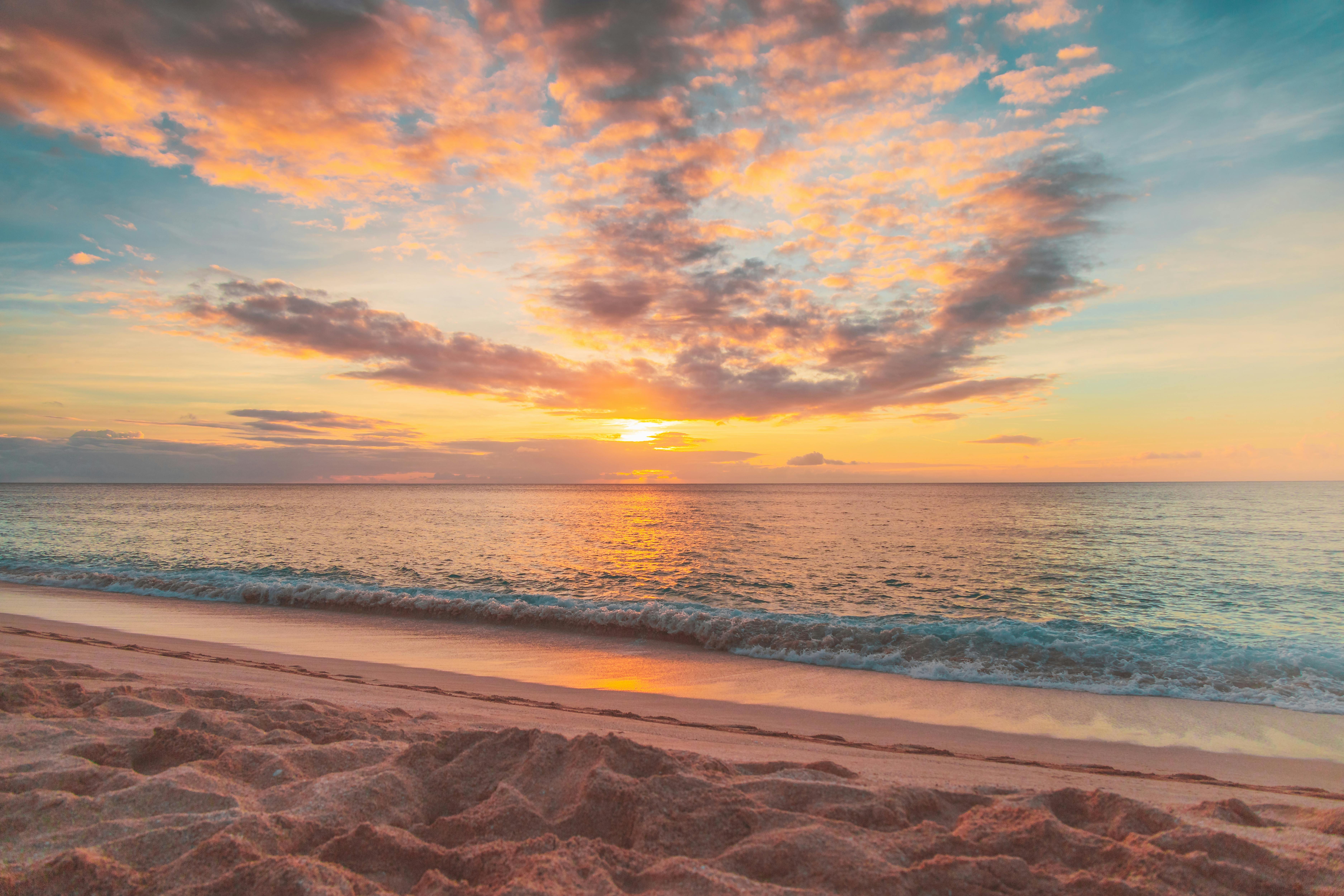 Nature: Sunset by the Shore